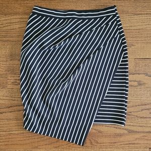 NWOT Ark & Co Women's Mini Pencil Skirt